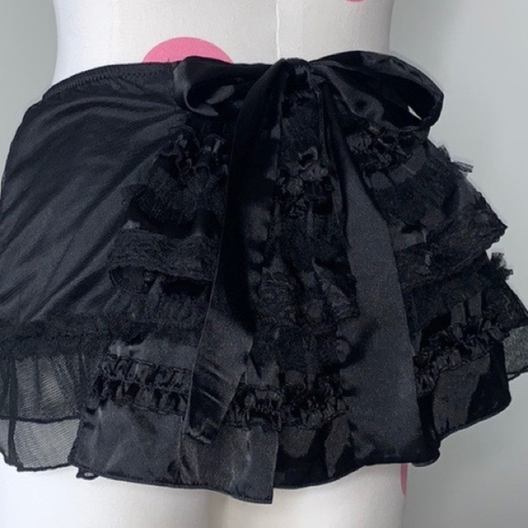 Victoria’s Secret Sexy Little Things Tutu Skirt - Picture 4 of 4